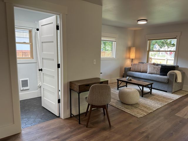 852 NW Columbia Street, Bend, OR 97703