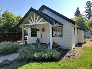 852 NW Columbia Street, Bend, OR 97703