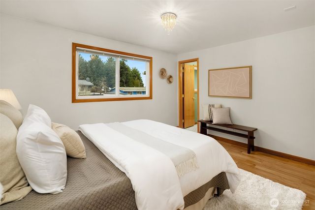 1002 S 194th Street, Seatac, WA 98148