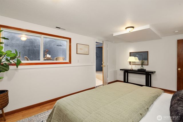 1002 S 194th Street, Seatac, WA 98148