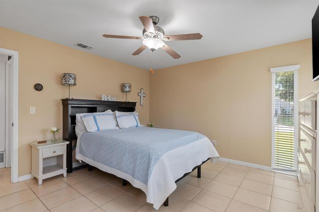 18579 ROBINSON AVENUE, Port Charlotte, FL 33948