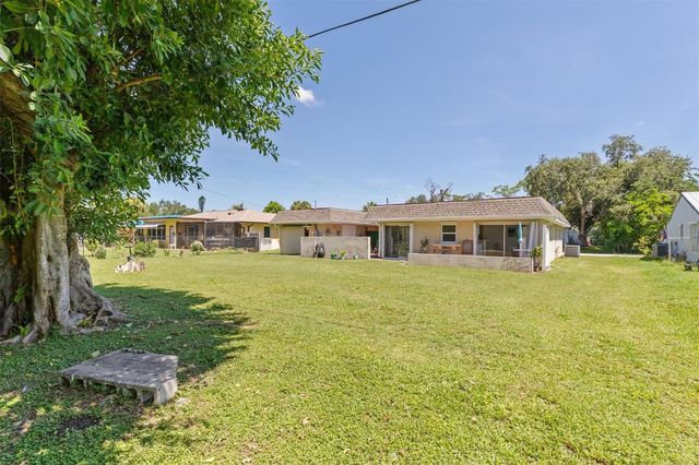 18579 ROBINSON AVENUE, Port Charlotte, FL 33948