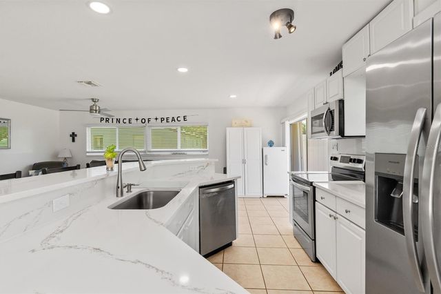 18579 ROBINSON AVENUE, Port Charlotte, FL 33948