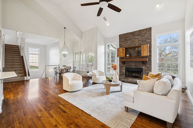 307 Fountainbrooke Dr, Brentwood, TN 37027