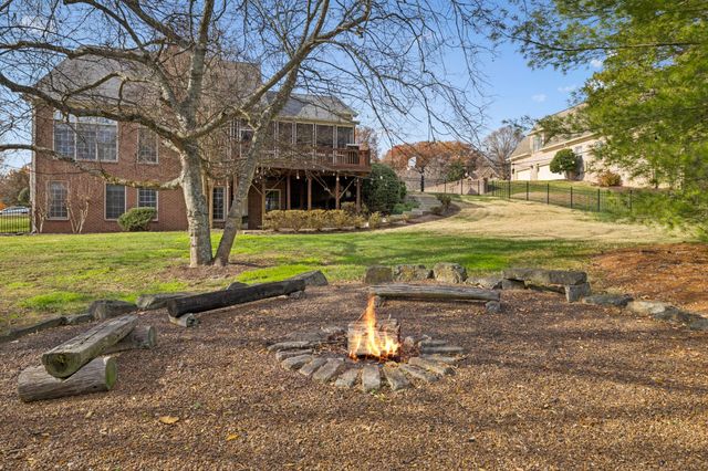 307 Fountainbrooke Dr, Brentwood, TN 37027