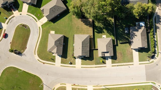 5051 SHELLBACK DR, Millington, TN 38053