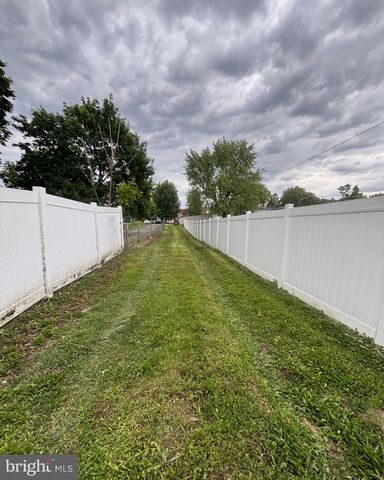 449 E WASHINGTON ST, Chambersburg, PA 17201