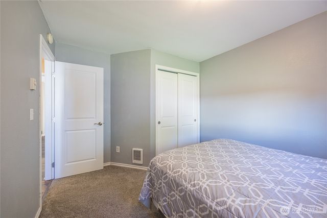 2234 W 12th Street, Port Angeles, WA 98363