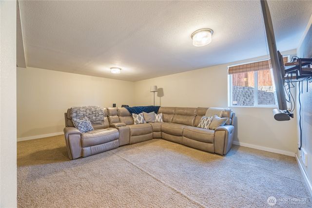 2234 W 12th Street, Port Angeles, WA 98363