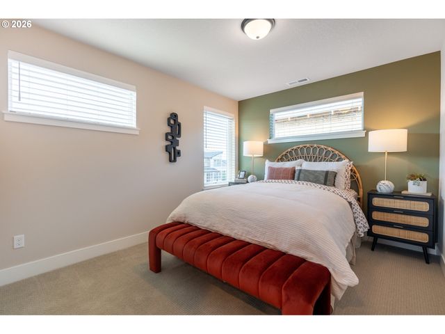 8193 Se Quincy St, Hillsboro, OR 97123