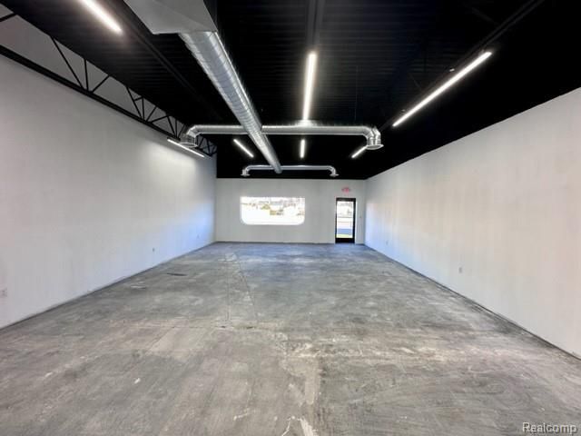 13635 Northline Road, Southgate, MI 48195