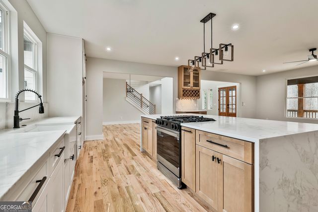 170 Lakeview Lane, Fayetteville, GA 30214