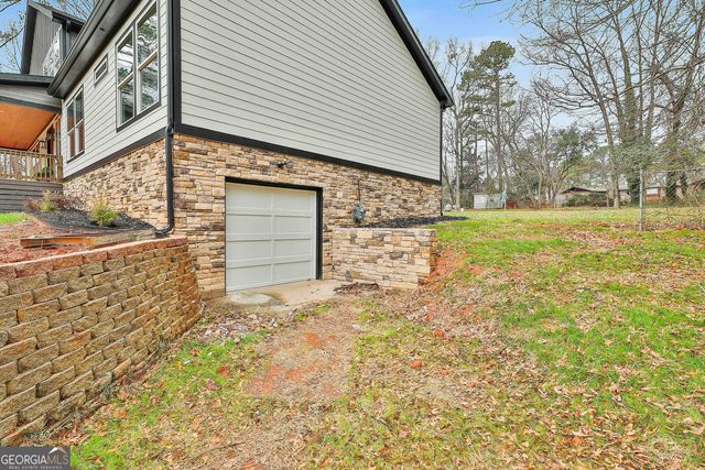170 Lakeview Lane, Fayetteville, GA 30214
