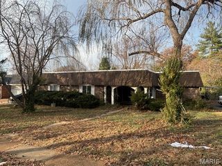 599 Arblay Place, Manchester, MO 63011