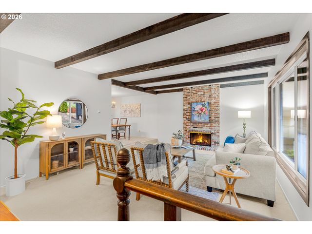 1721 HIGHLAND Dr, Lake Oswego, OR 97034