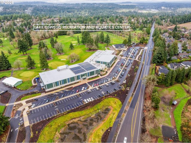 1721 HIGHLAND Dr, Lake Oswego, OR 97034