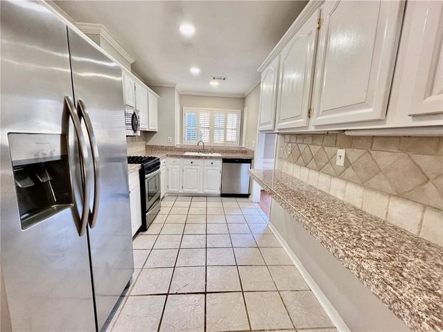 215 Brantley Road, Atlanta, GA 30350