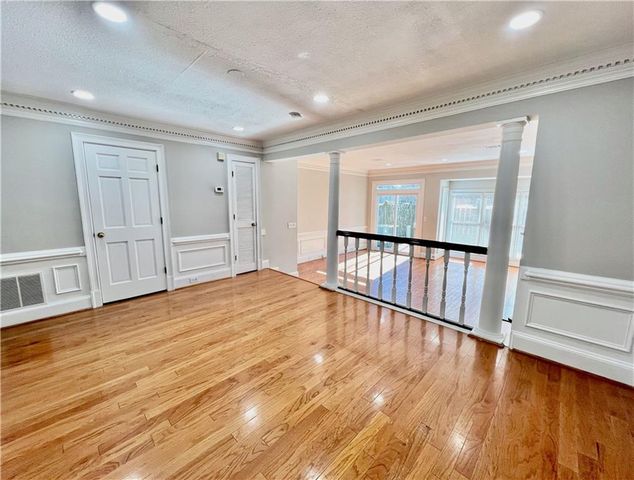 215 Brantley Road, Atlanta, GA 30350