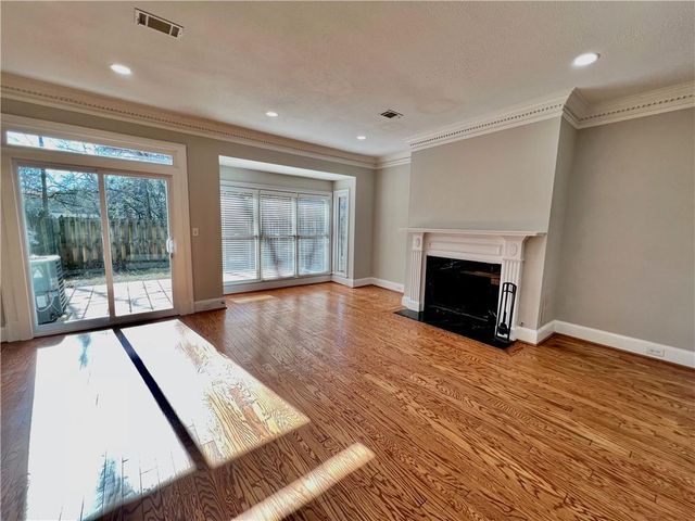 215 Brantley Road, Atlanta, GA 30350