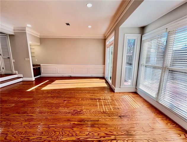 215 Brantley Road, Atlanta, GA 30350