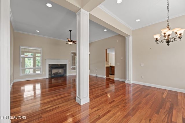 208 High Pointe Village Way, Kingston, TN 37763