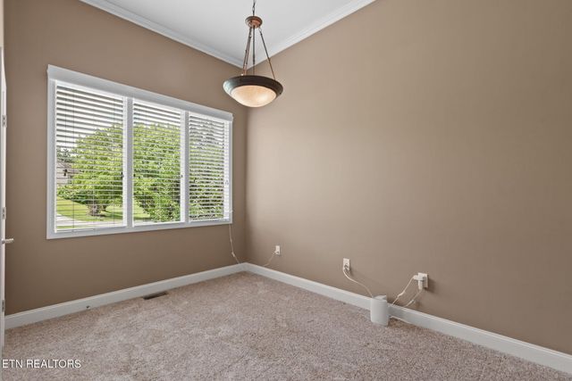 208 High Pointe Village Way, Kingston, TN 37763