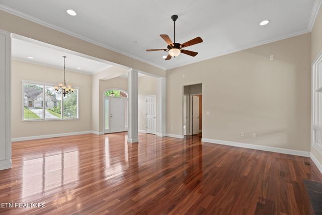 208 High Pointe Village Way, Kingston, TN 37763