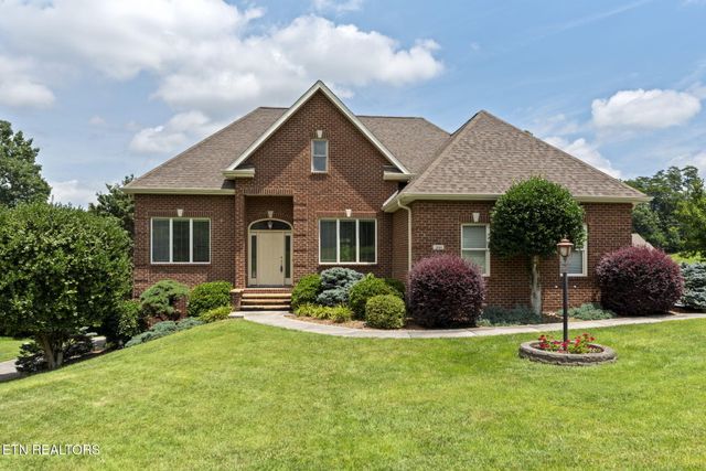 208 High Pointe Village Way, Kingston, TN 37763