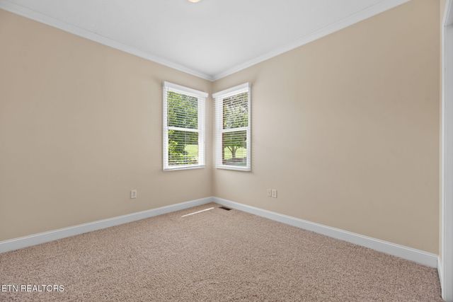 208 High Pointe Village Way, Kingston, TN 37763