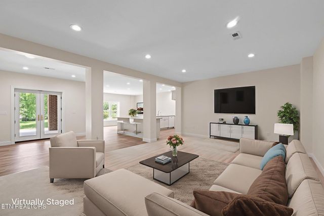 208 High Pointe Village Way, Kingston, TN 37763