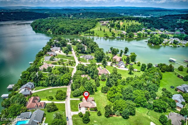 208 High Pointe Village Way, Kingston, TN 37763