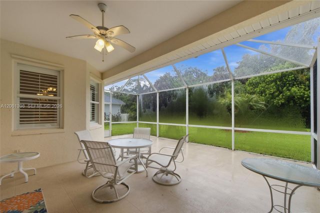 4025 SW Chablis Street SW, Vero Beach, FL 32968