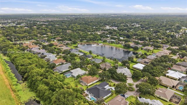4025 SW Chablis Street SW, Vero Beach, FL 32968