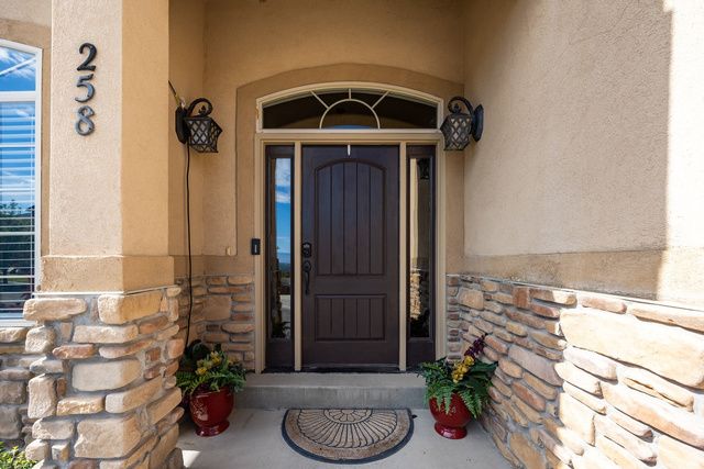 258 E RED LEAF DR, Draper, UT 84020