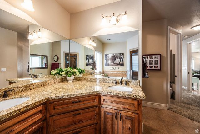 258 E RED LEAF DR, Draper, UT 84020