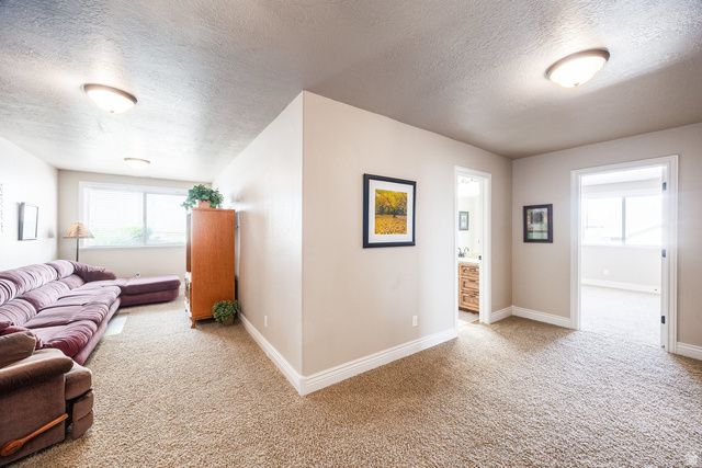258 E RED LEAF DR, Draper, UT 84020
