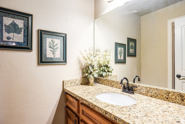 258 E RED LEAF DR, Draper, UT 84020