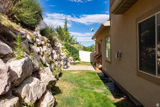 258 E RED LEAF DR, Draper, UT 84020