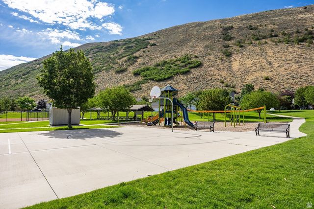 258 E RED LEAF DR, Draper, UT 84020