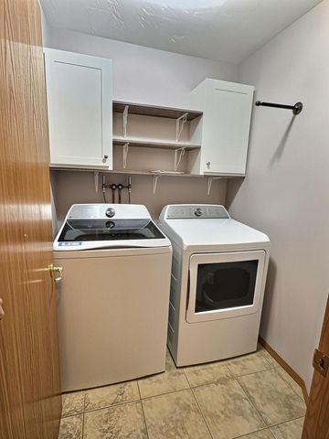2756 CLOVER STREET, Oshkosh, WI 54901