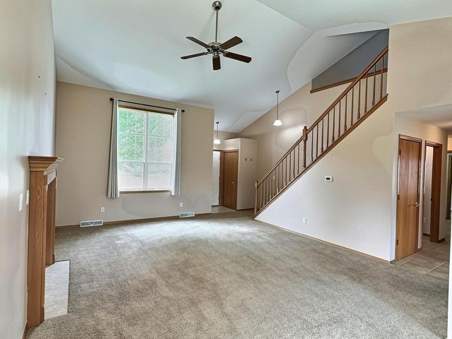 2756 CLOVER STREET, Oshkosh, WI 54901