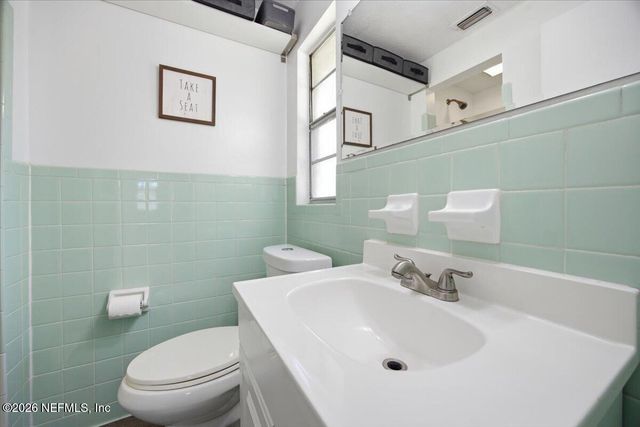 461 HAMMOND Boulevard, Jacksonville, FL 32220