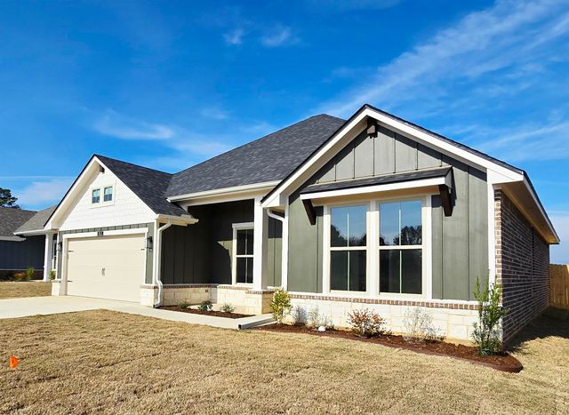 1513 Grace Acres Lane, Longview, TX 75605