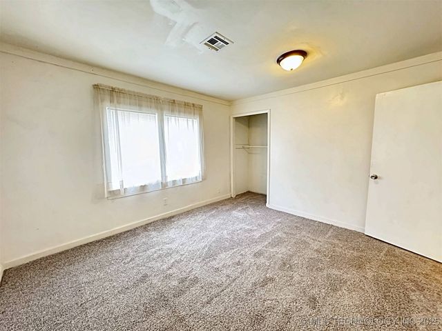 111 N Logan Drive, Tahlequah, OK 74464