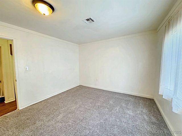 111 N Logan Drive, Tahlequah, OK 74464