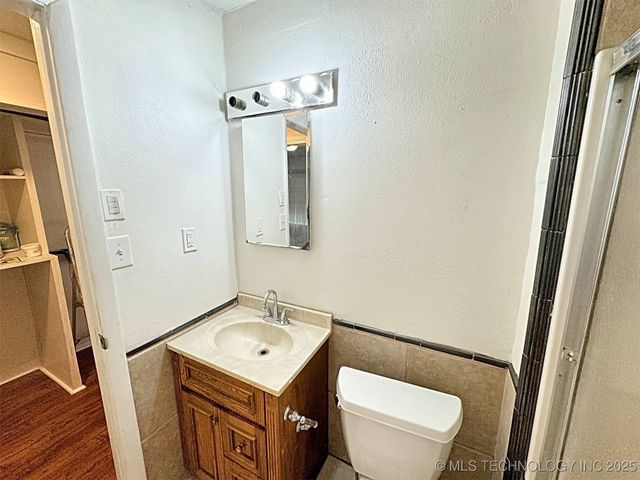 111 N Logan Drive, Tahlequah, OK 74464