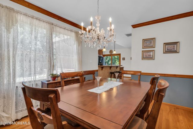 804 Brookside Drive, Toms River, NJ 08753