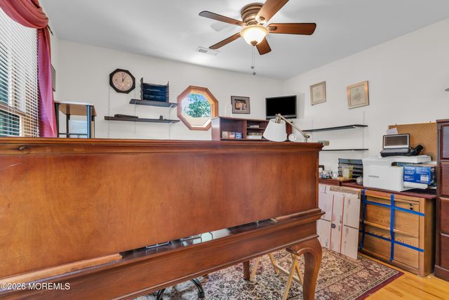 804 Brookside Drive, Toms River, NJ 08753