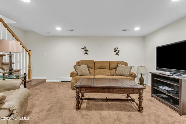 804 Brookside Drive, Toms River, NJ 08753