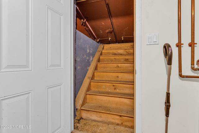 804 Brookside Drive, Toms River, NJ 08753